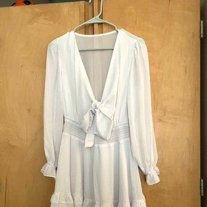 White Low- cut V- Neck Long Sleeve Dress